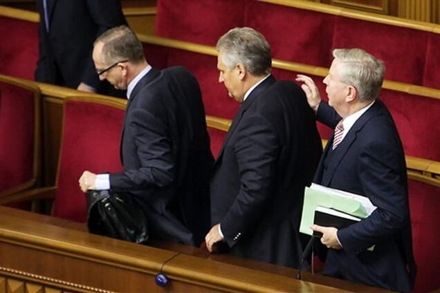 Кокс, Квасьневский и Томбинский вылетают к Тимошенко