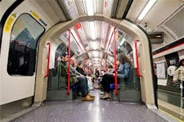 Лондонская подземка переходит на круглосуточную работу 