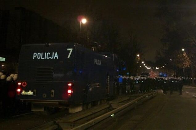 Ущерб посольству РФ в Варшаве оценивается в $11 тыс