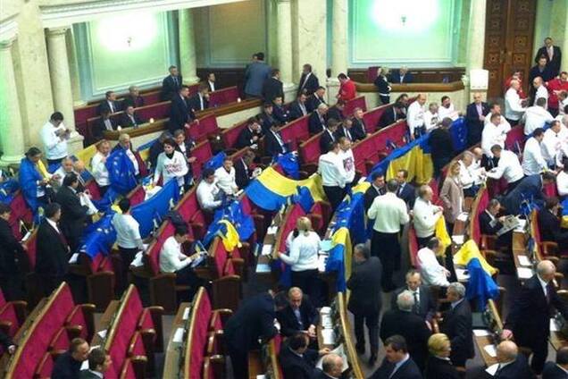 Рада в пятницу не будет рассматривать закон о прокуратуре и 'проекты Тимошенко'