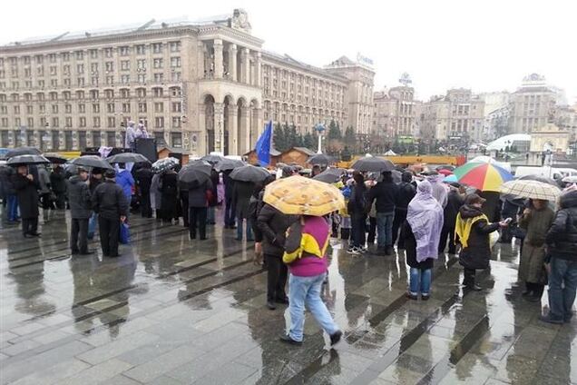 За участие в массовке на Майдане предлагают по 100 гривен