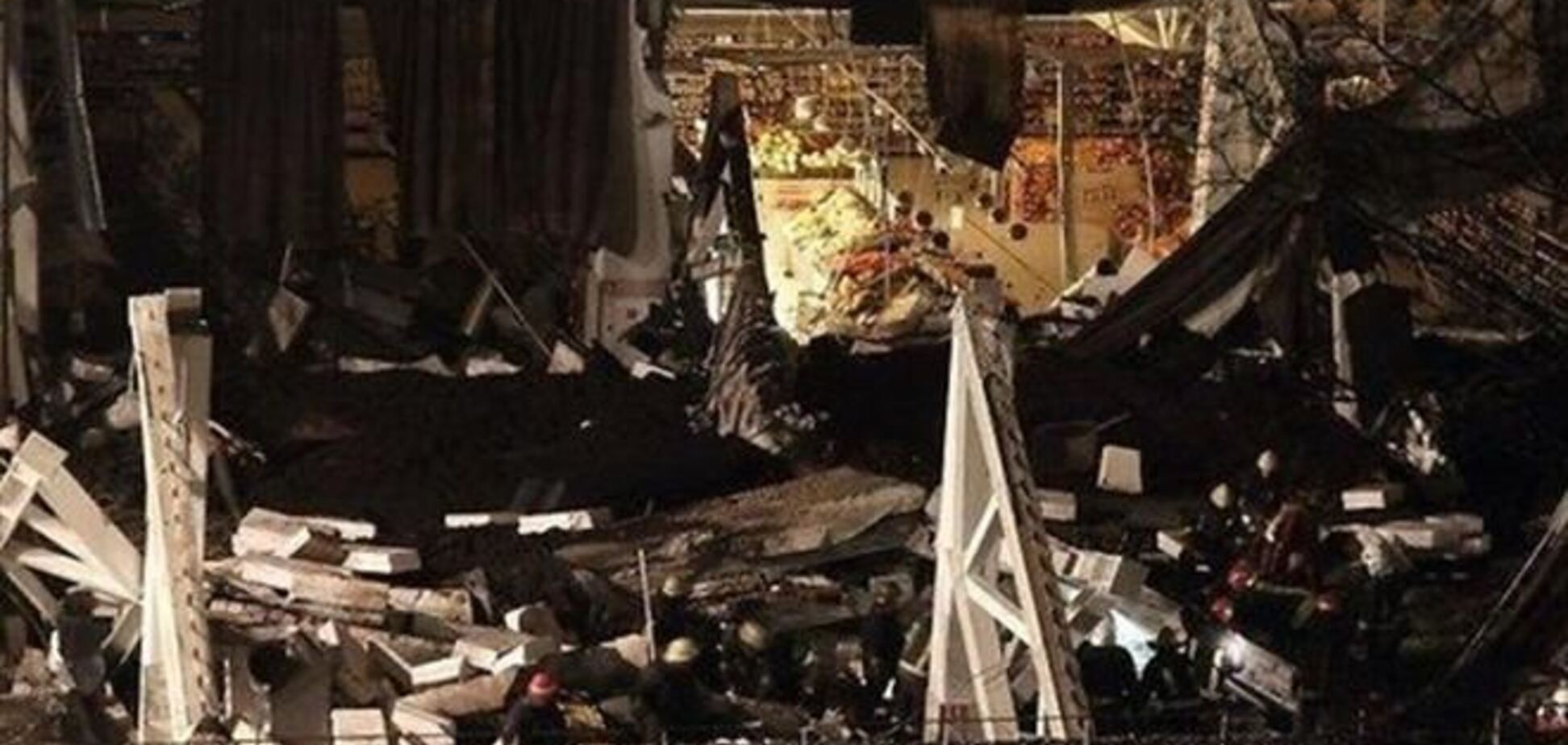 Число жертв обрушения супермаркета в Риге увеличилось до восьми человек