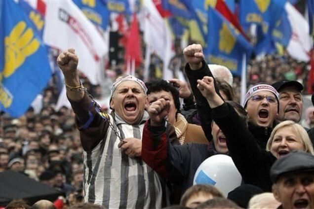 Евромайдан-2013. Хроніка. 24 листопада - 10 грудня