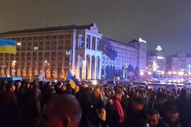 Фальшивые сообщения о 'переносе Евромайдана' заполонили Facebook
