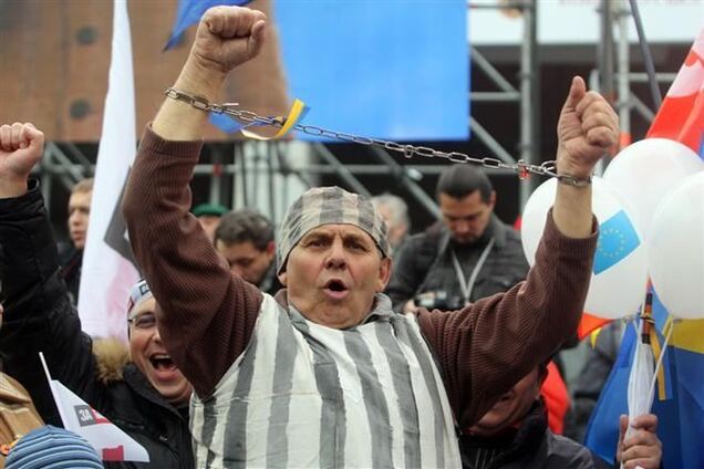 Киевский Евромайдан собрал 100 тысяч участников