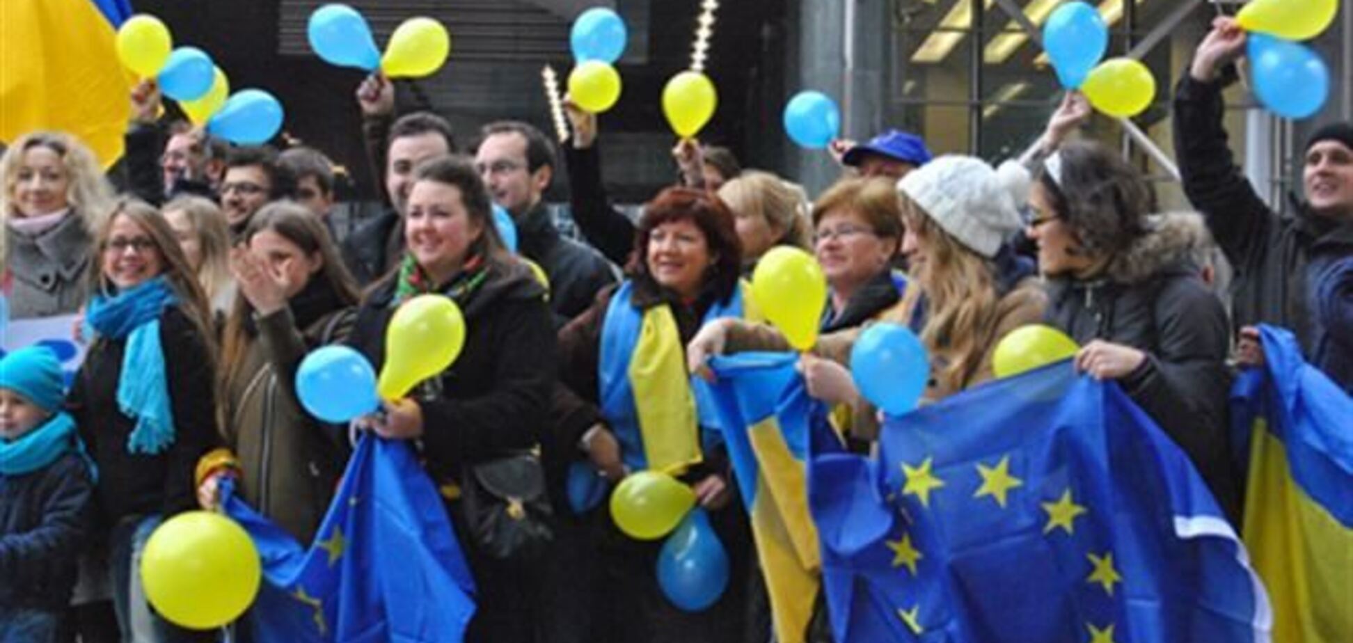 Украинцы в Брюсселе вышли на свой Евромайдан