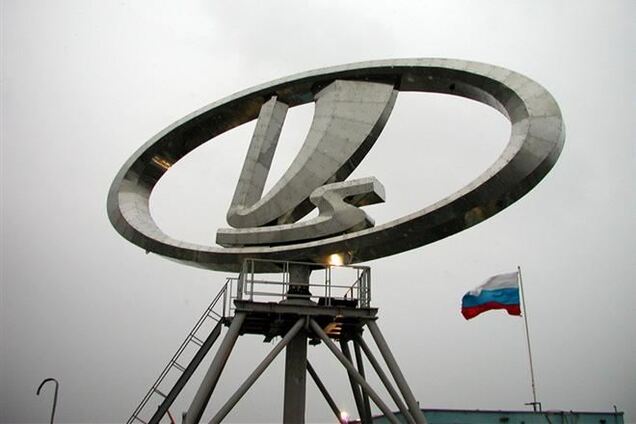 'АвтоВАЗ' приостановит производство Lada Kalina и Lada Granta