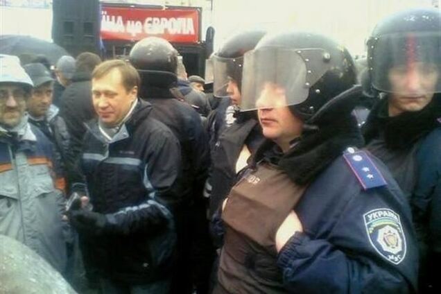 Всех украинских силовиков срочно вызвали на работу из-за Евромайдана