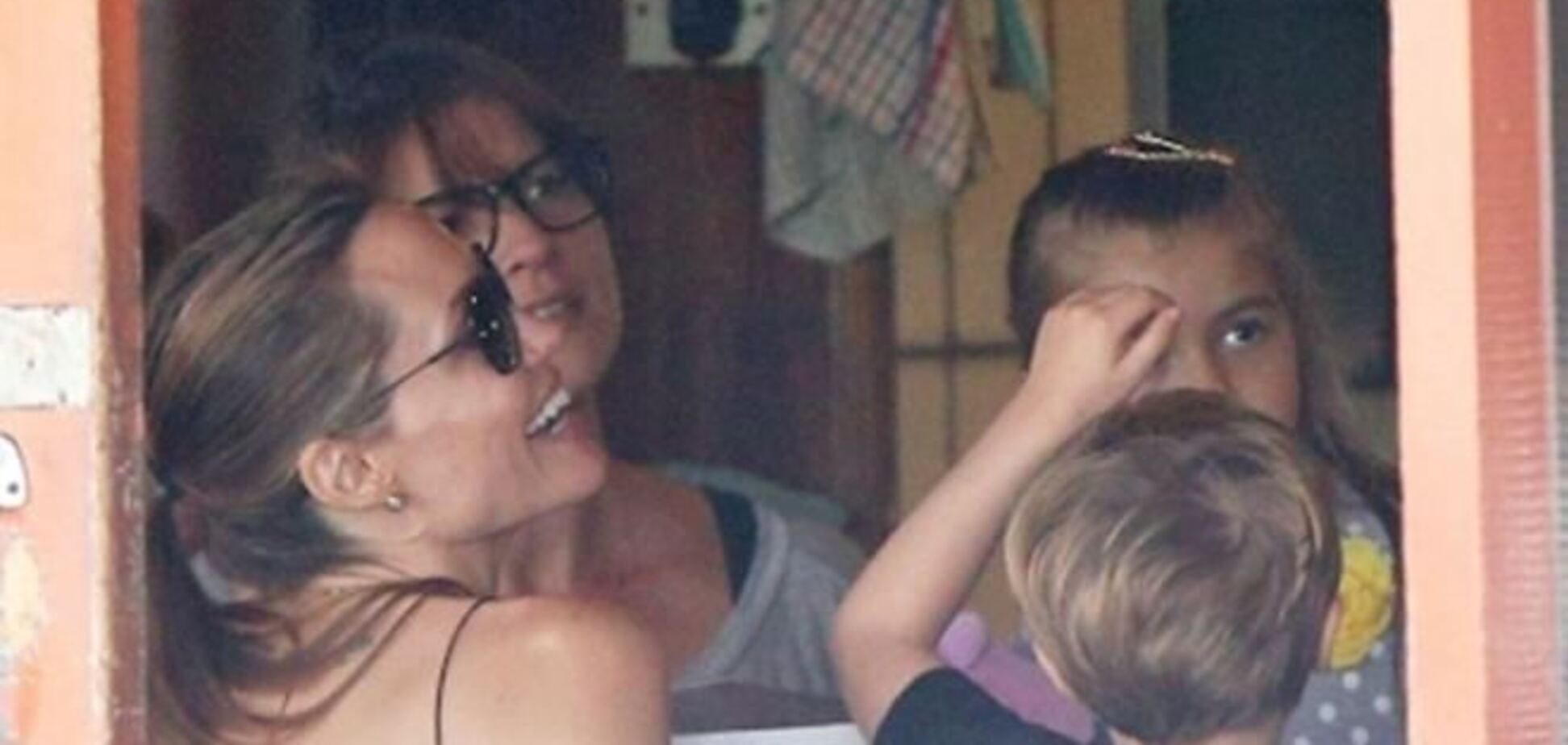 Анджелина Джоли бросила работу ради детей