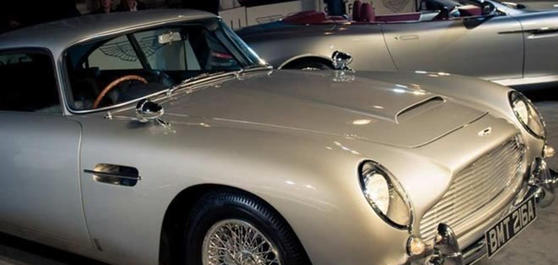 Автомобиль Бонда продадут на аукционе в Дубае