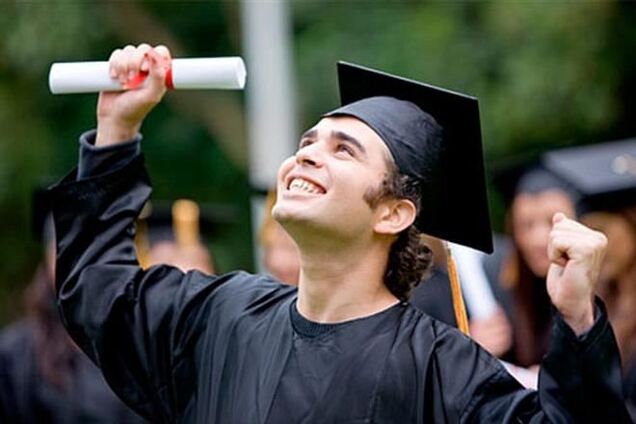 Украинским студентам предлагают повысить стипендии