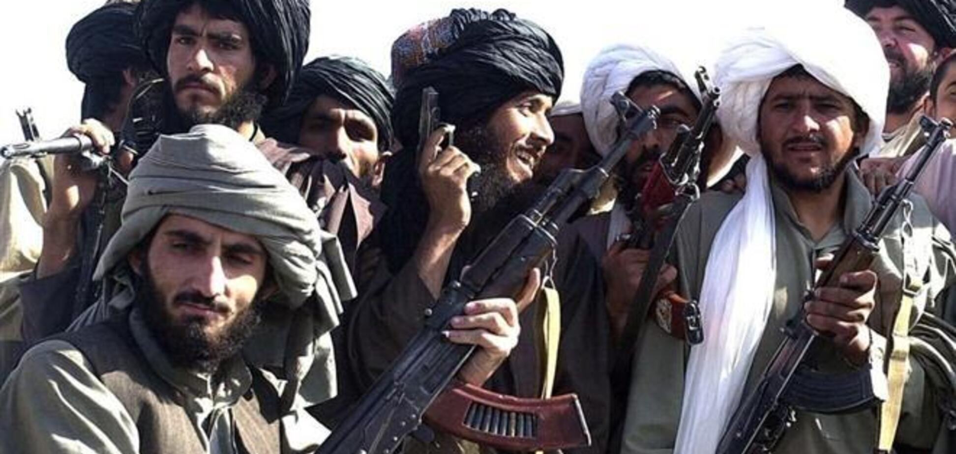В Пакистане отпустили троих высокопоставленных участников 'Талибана'