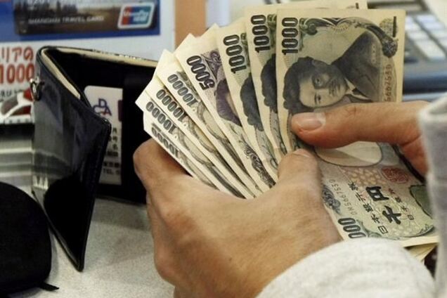 Иена снова подорожала на мировом рынке