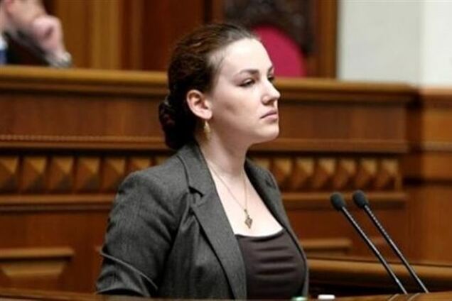 Оробец подозревает, что в ее машине установили прослушку