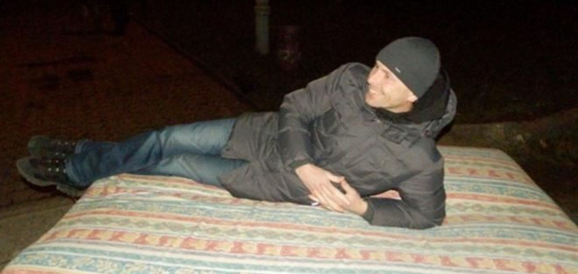 На сумской Евромайдан организаторы притащили диван
