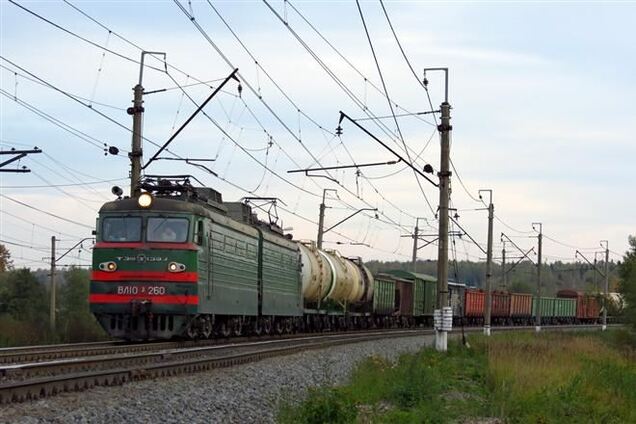 Кримчанка вижила після того, як її збив товарняк