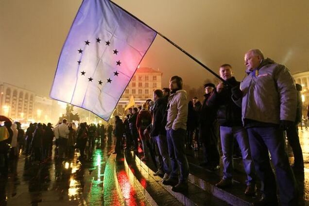 МИД Польши и ФРГ поддержали Евромайданы в Украине