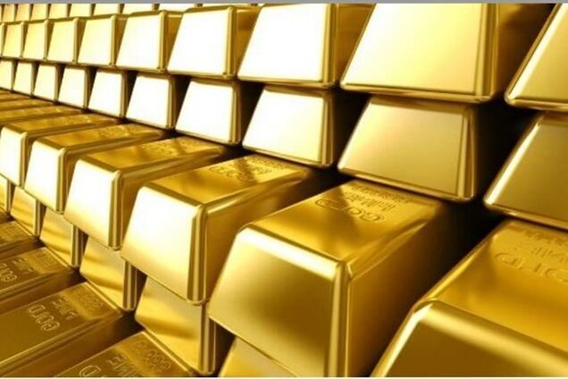 НБУ поднял цену на золото