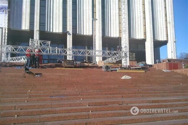 Европейская площадь опустела