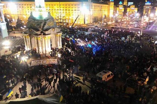 С Евромайдана выгнали левых активистов