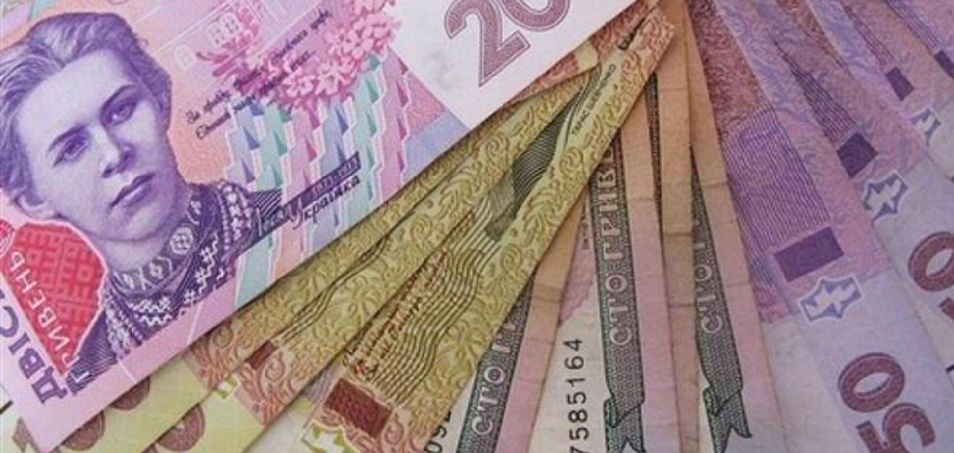 Минсоцполитики обещает до конца месяца выплатить все пособия за ноябрь