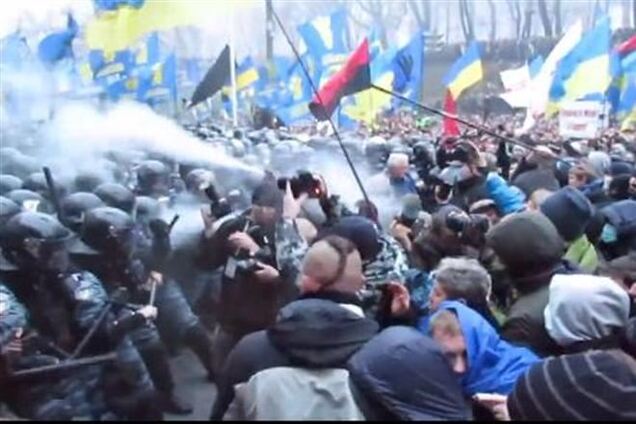 Прокуратура изменила статус задержанным под Кабмином