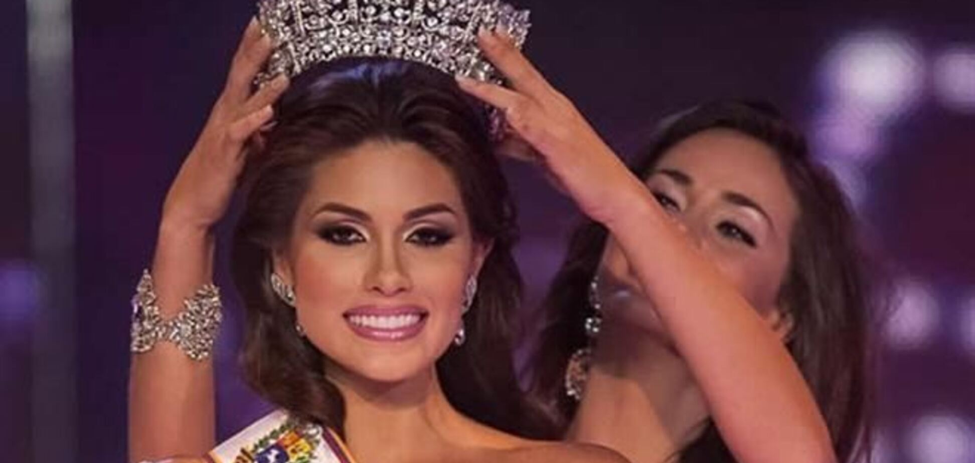'Мисс Вселенную' обвинили в нечестной победе из-за пластической операции