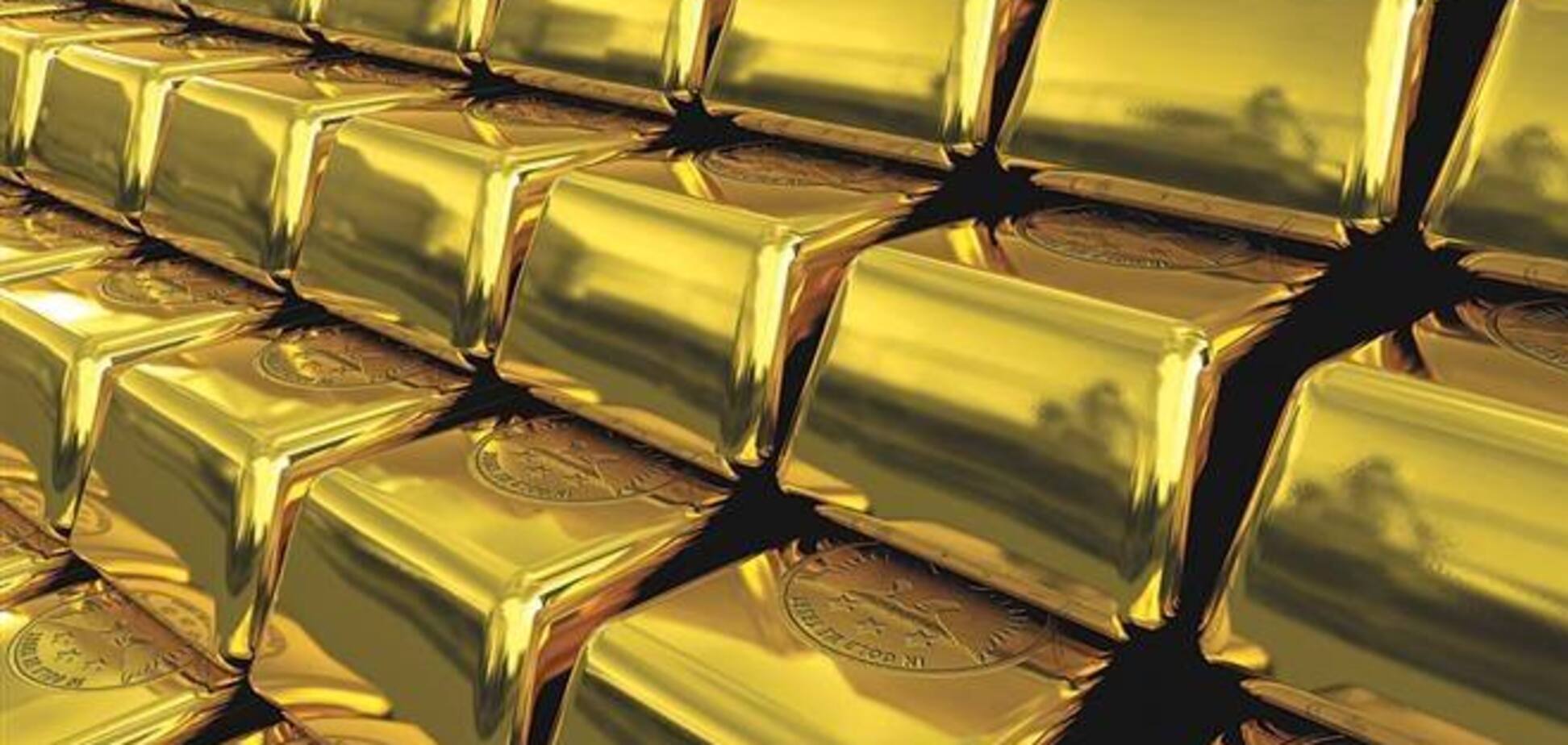 Цена на золото упала до 5-месячного минимума