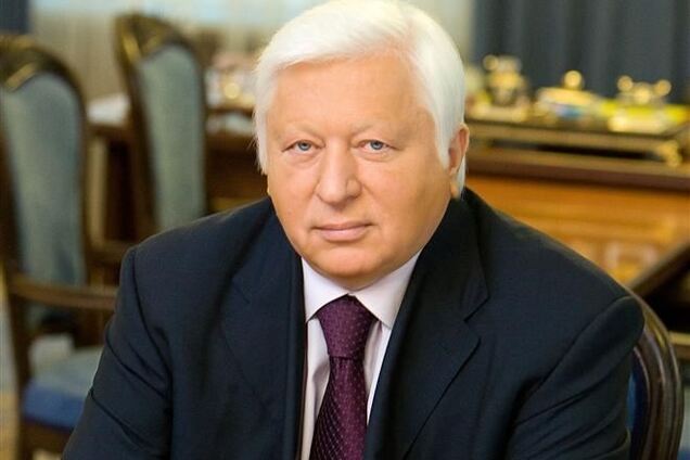 Пшонка отрицает перевод Тимошенко из больницы в колонию