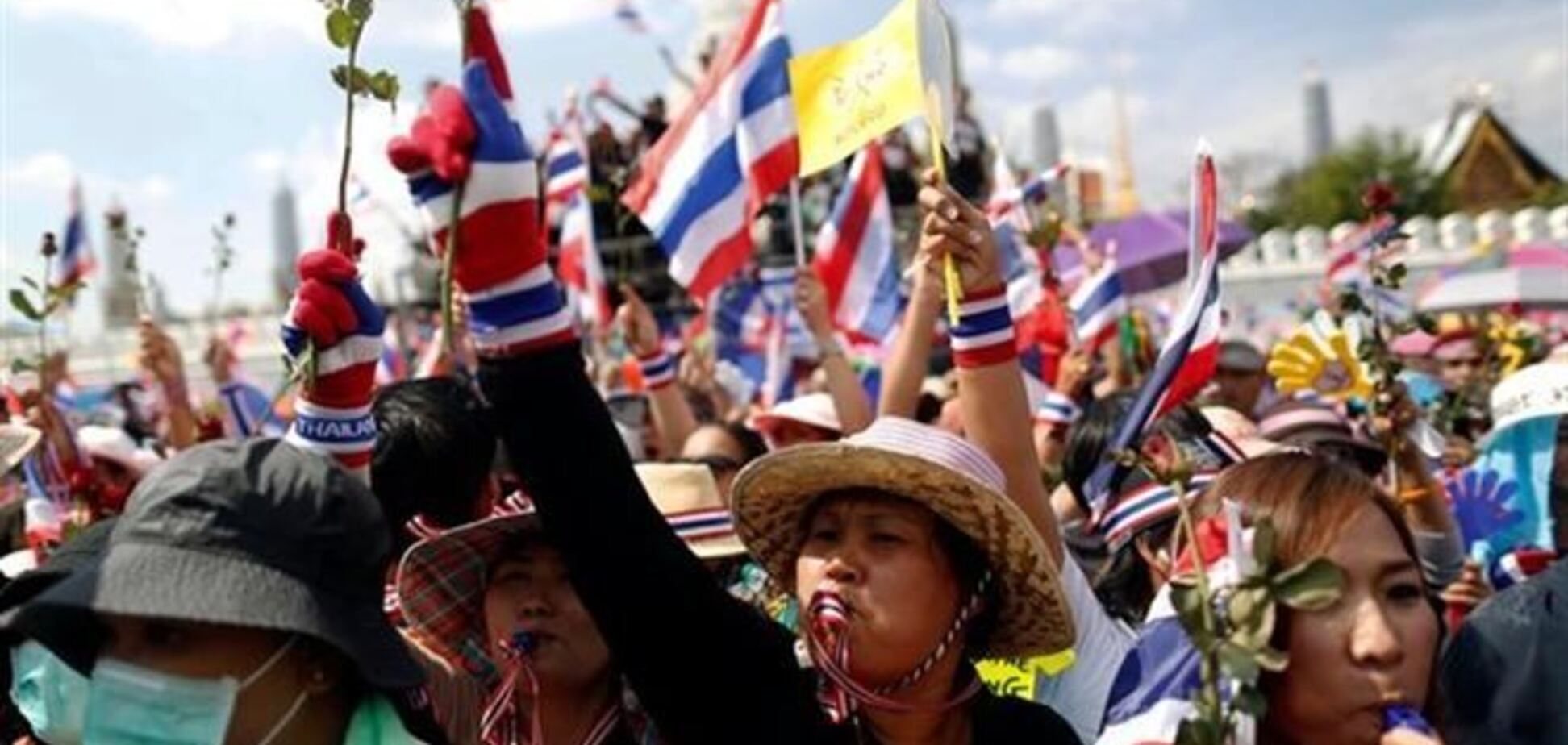 От поездок в Таиланд из-за протестов отказались 300 тыс. туристов 