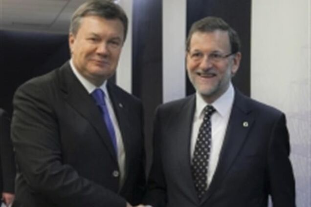 Янукович пообщался с президентом Франции и премьером Испании