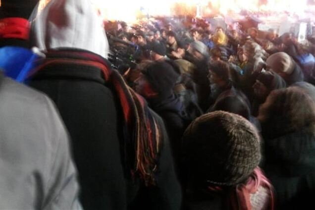 Евроактивисты на Крещатике разворачивали машины