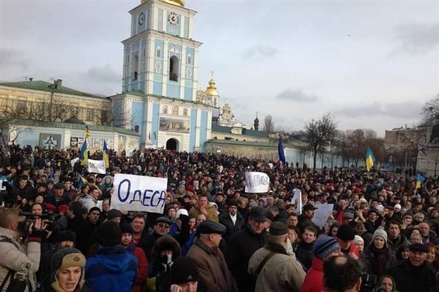 Михайловский монастырь будет открыт и для митингующих