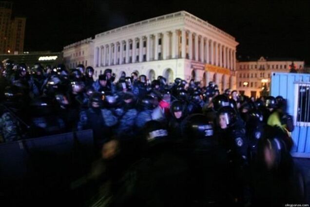 Кровавая зачистка 'Беркутом' Евромайдана в Киеве