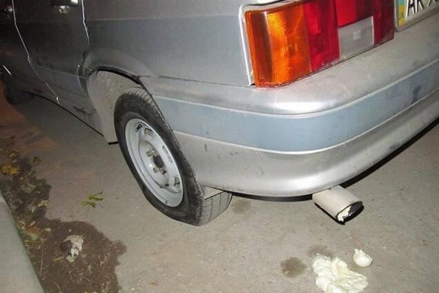 В Крыму изуродовали авто организатора Евромайдана