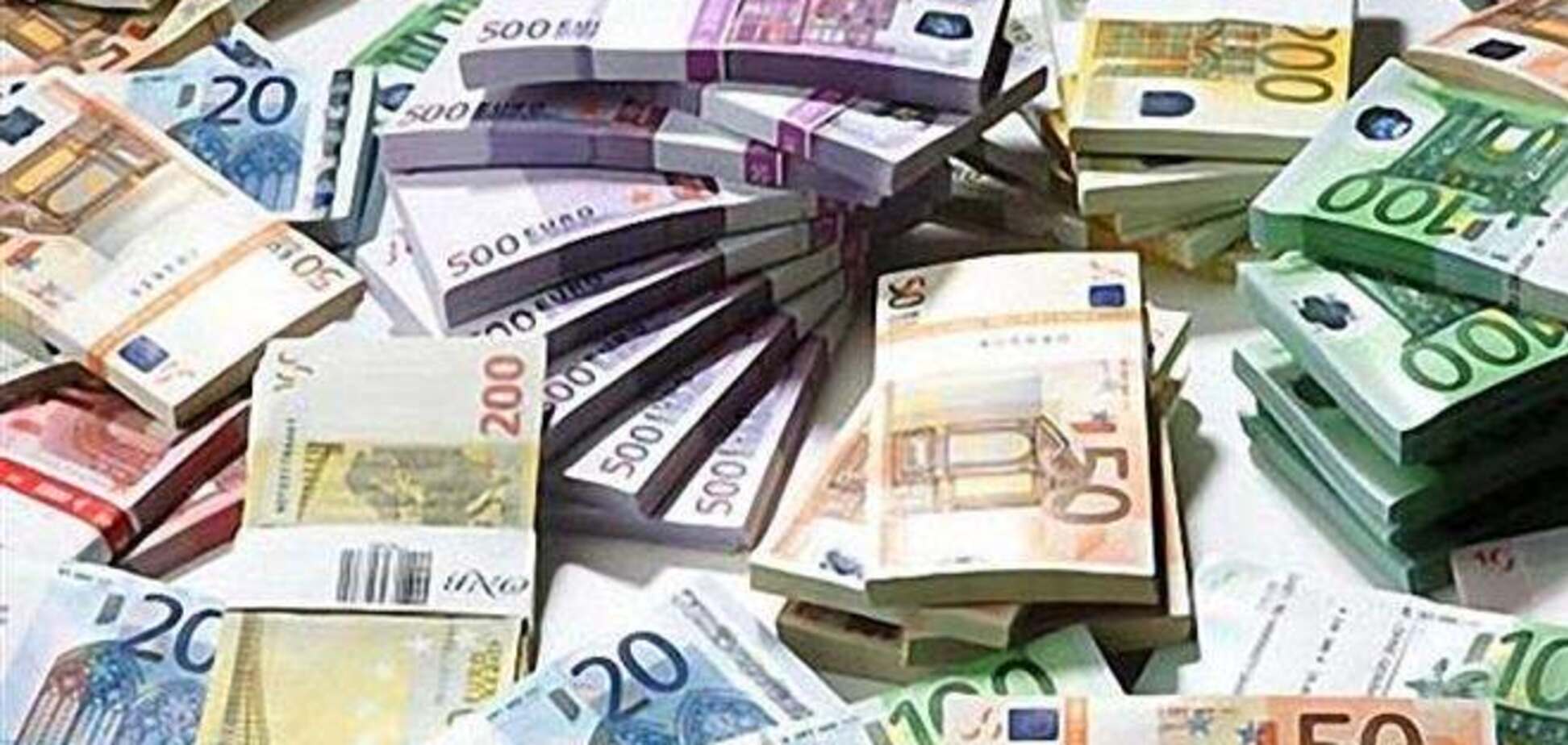 Межбанк открылся снижением евро