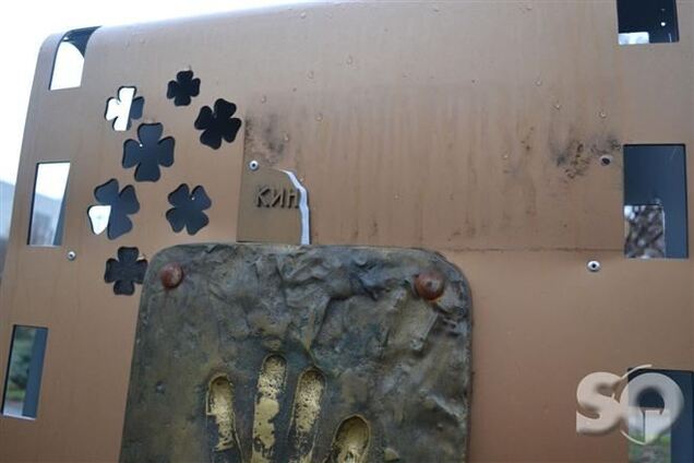 С Аллеи звезд в Харькове украли таблички Делона, Бельмондо и Ришара