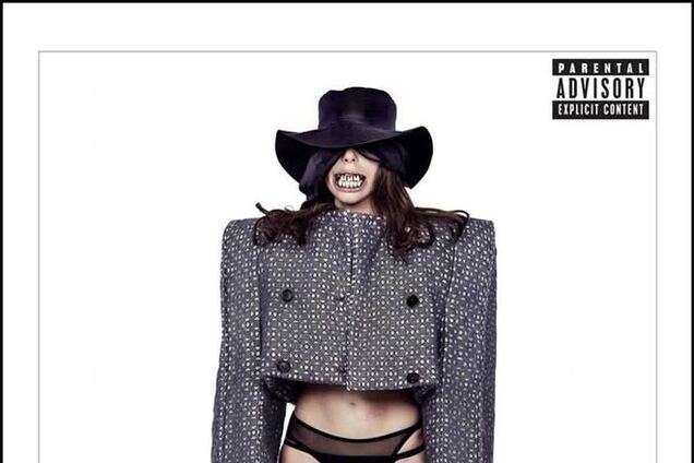 Леди Гага нарядилась в шляпу от украинского дизайнера