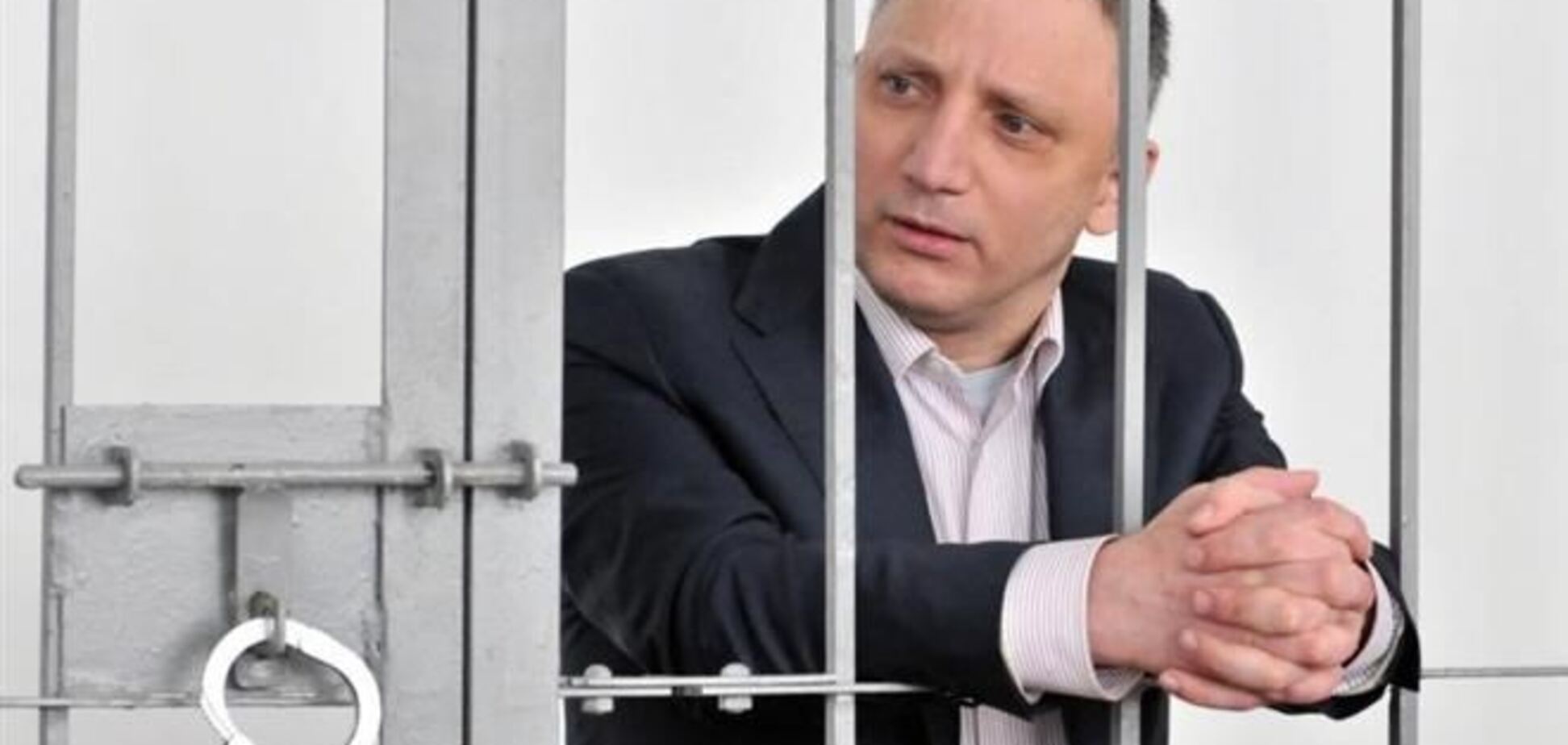 Слюсарчук в СИЗО развлекается 'Идиотом'