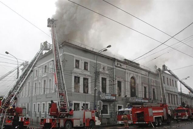 После пожара в 'Школе современной пьесы' в Москве проверят все театры