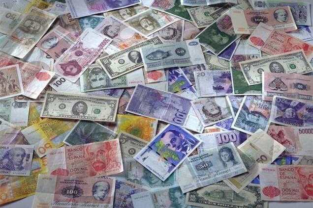 Межбанк открылся колебанием котировок валют, 05 ноября 2013