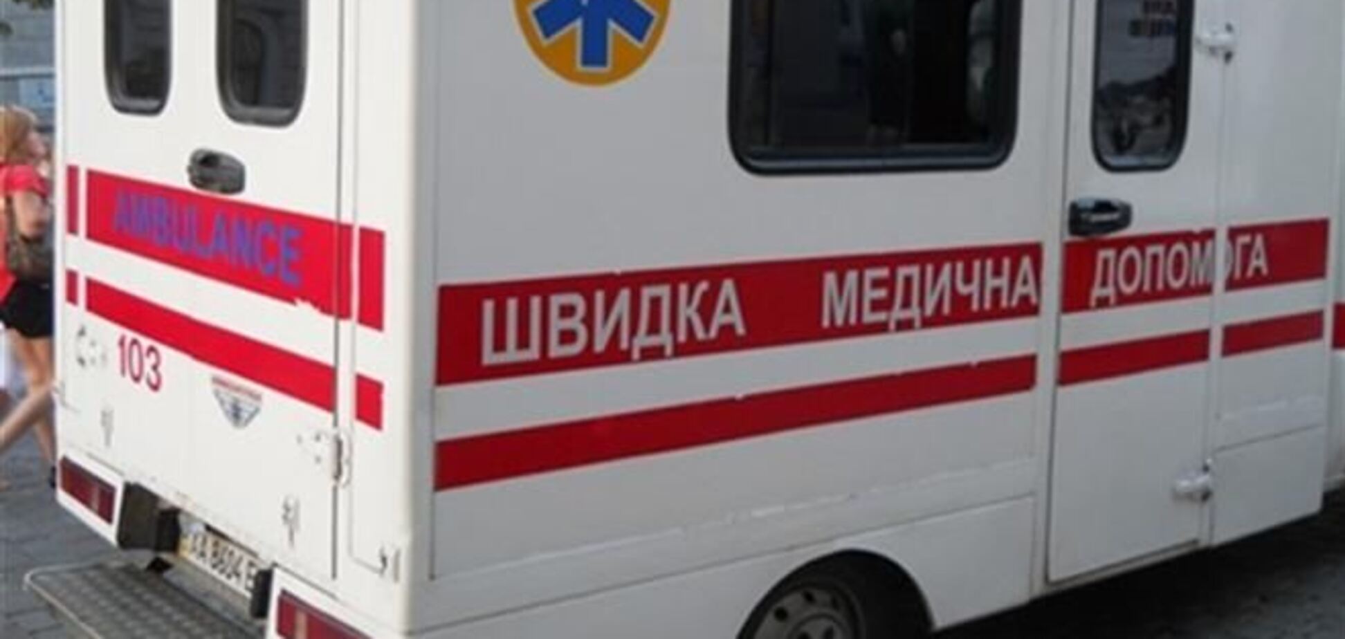 ДТП в Киеве: байкерша врезалась в грузовик