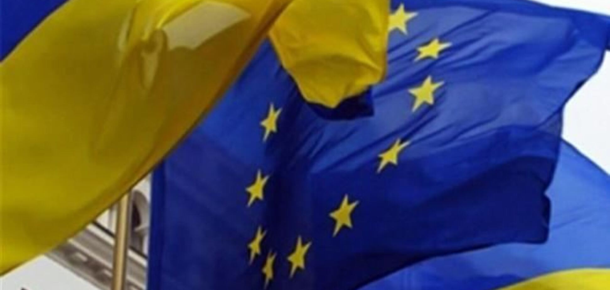 Асоціацію з Україною підпишуть через бажання Америки та Європи перемогти Росію - політолог