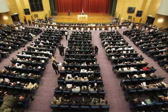 В Египте ликвидируют верхнюю палату парламента