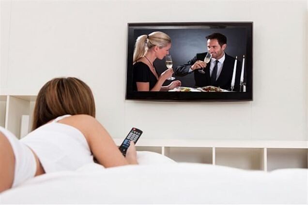 Почему женщины смотрят сериалы