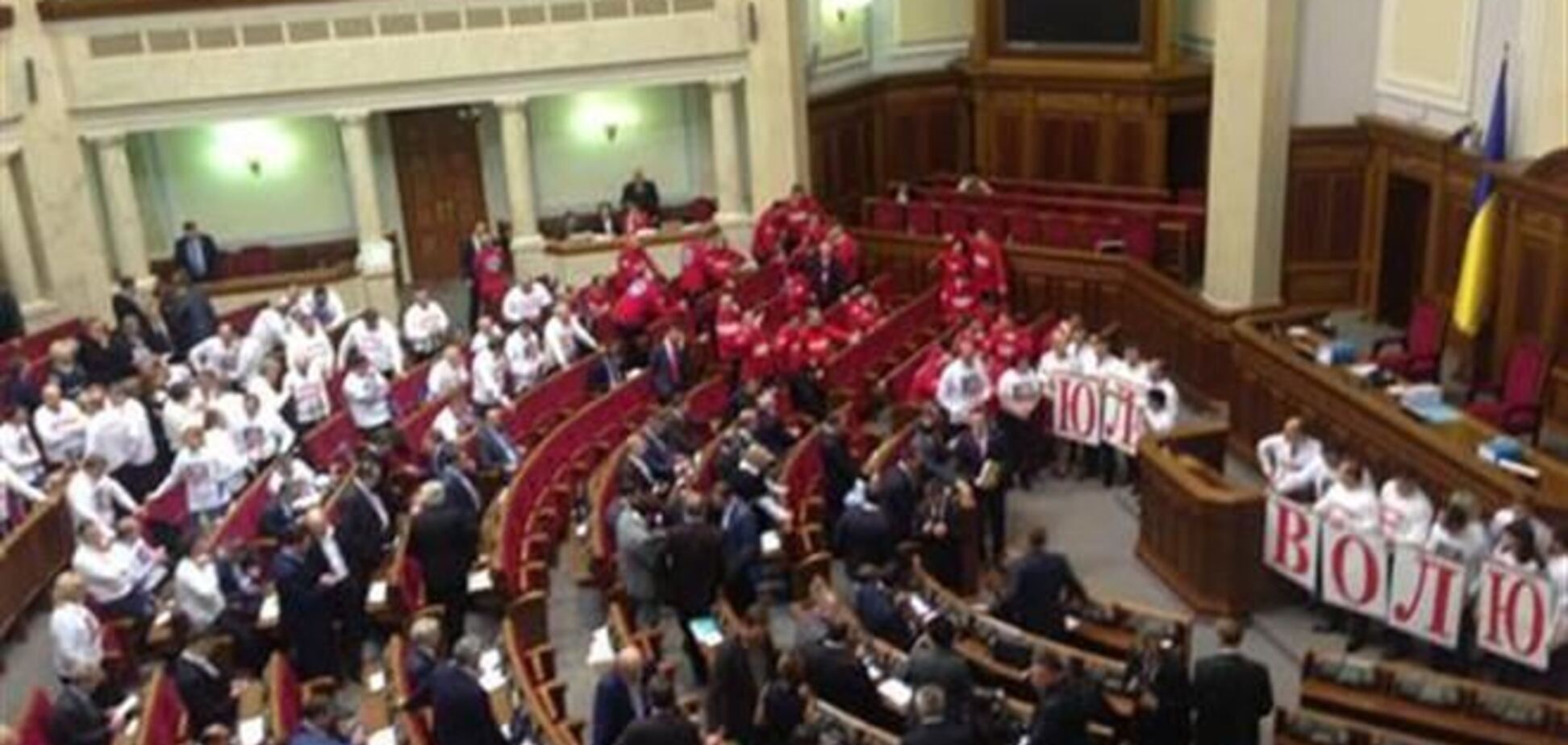 Оппозиция отказалась представлять свои проекты до решения евроинтеграционных вопросов