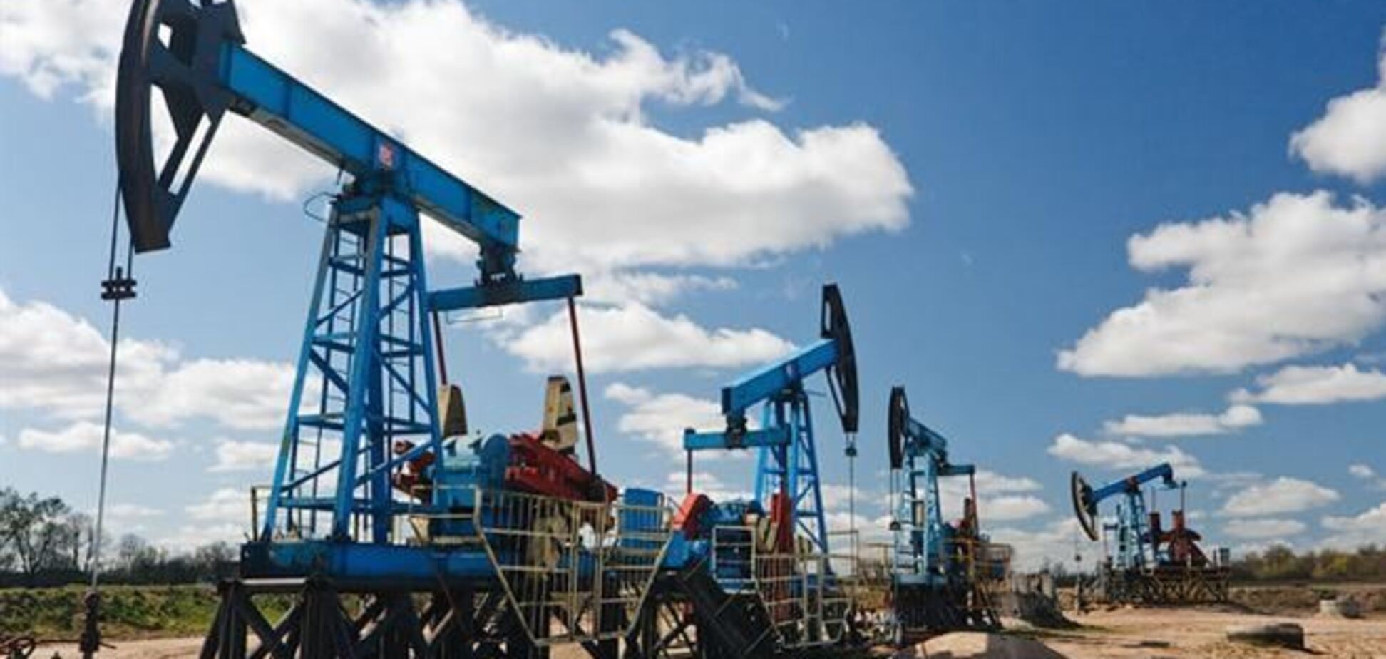 Добыча нефти на самом крупном месторождении в мире начнется в 2014 году