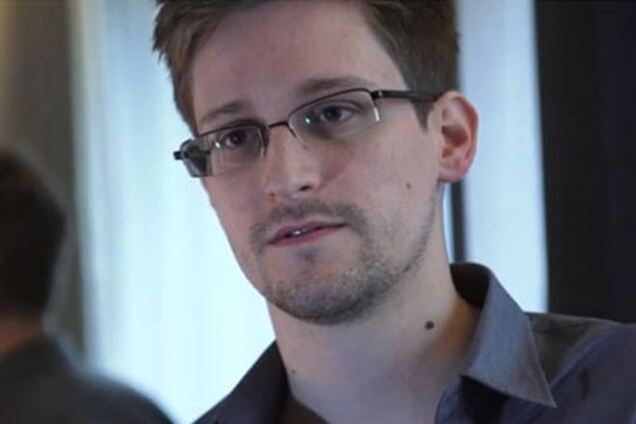 Сноуден обманом выманивал рабочие пароли у коллег