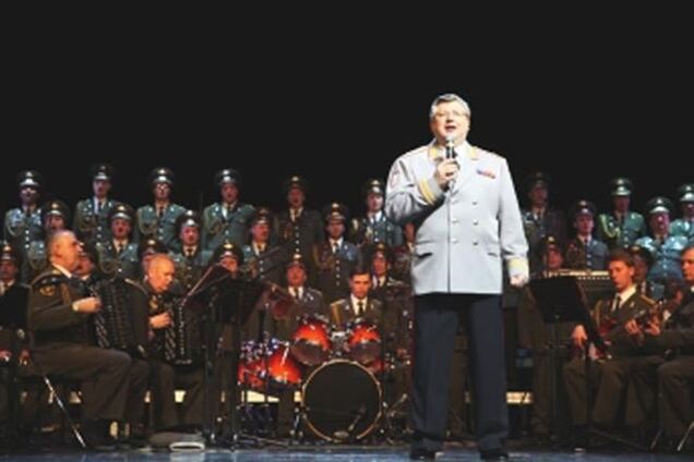 Российские полицейские, перепевшие группу Daft Pank, разрывают YouTube