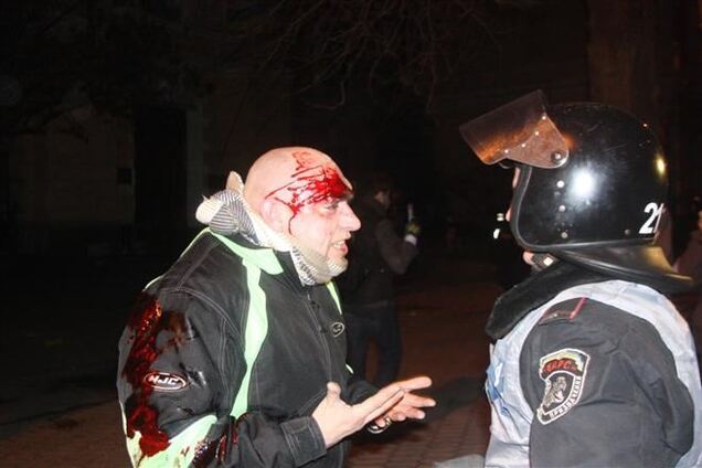 Штурм Адміністрації президента: як це було